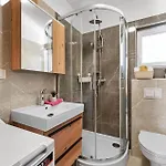 Apartment Lovely Home In Vodice With Wifi