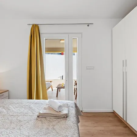 Apartamento Lovely In With Wifi