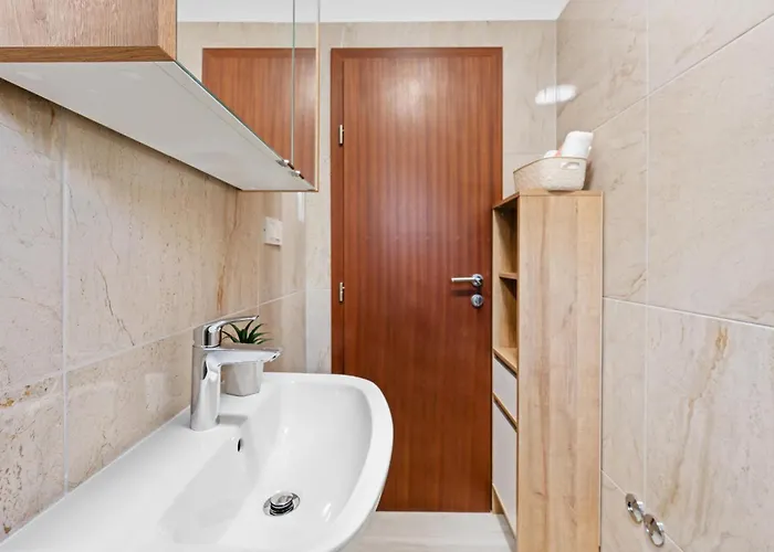 4 Bedroom Stunning In