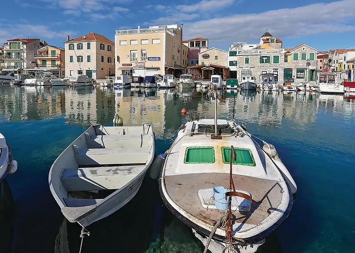 4 Bedroom Stunning In Appartamento *