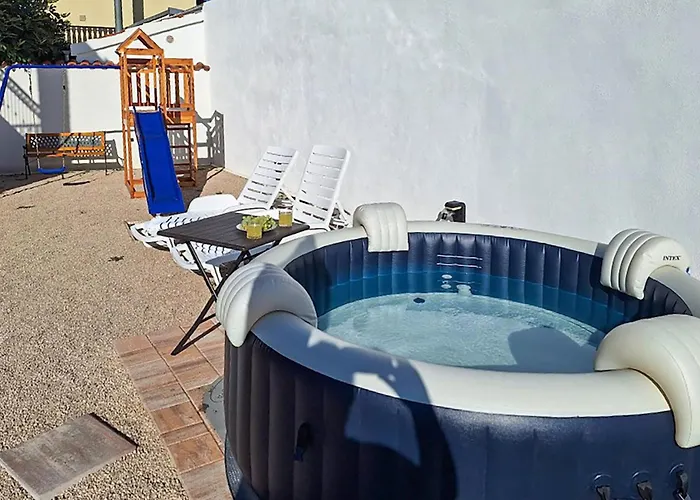 4 Bedroom Stunning In Vodice